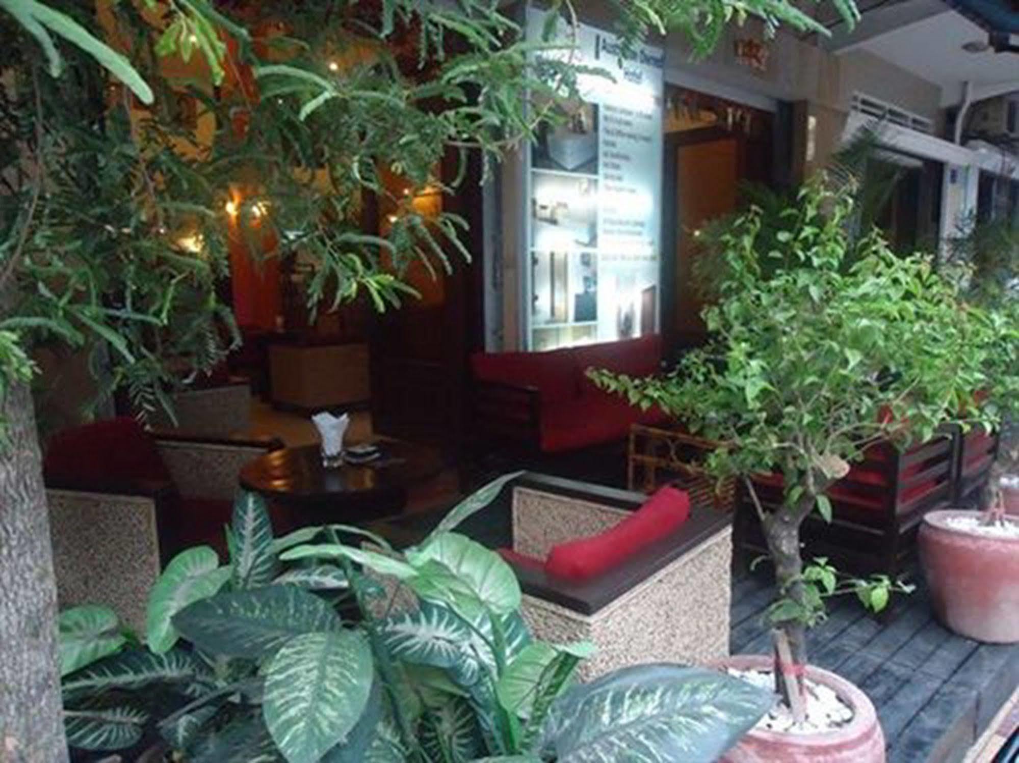 City Centre Hotel Пном Пен Екстериор снимка