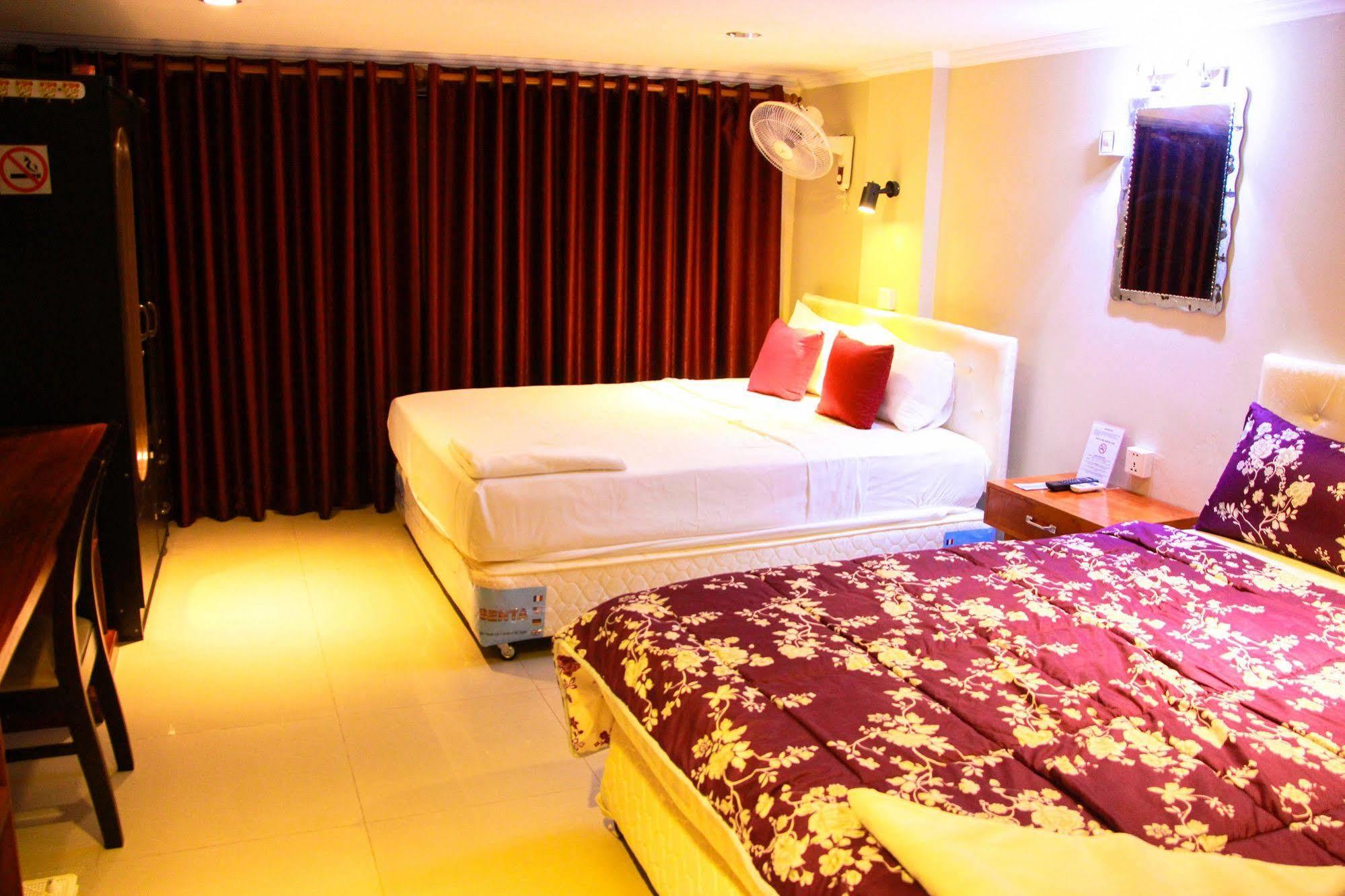 City Centre Hotel Пном Пен Екстериор снимка