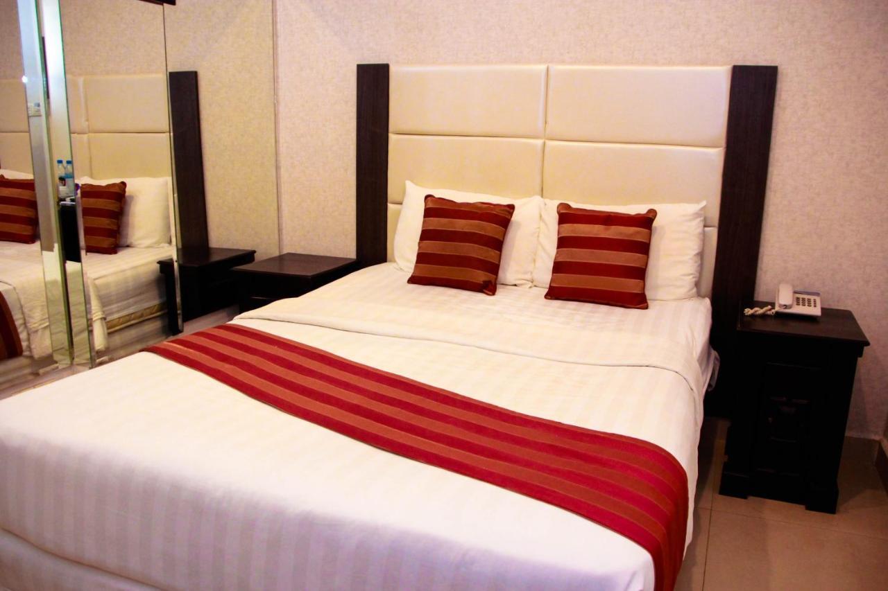 City Centre Hotel Пном Пен Екстериор снимка